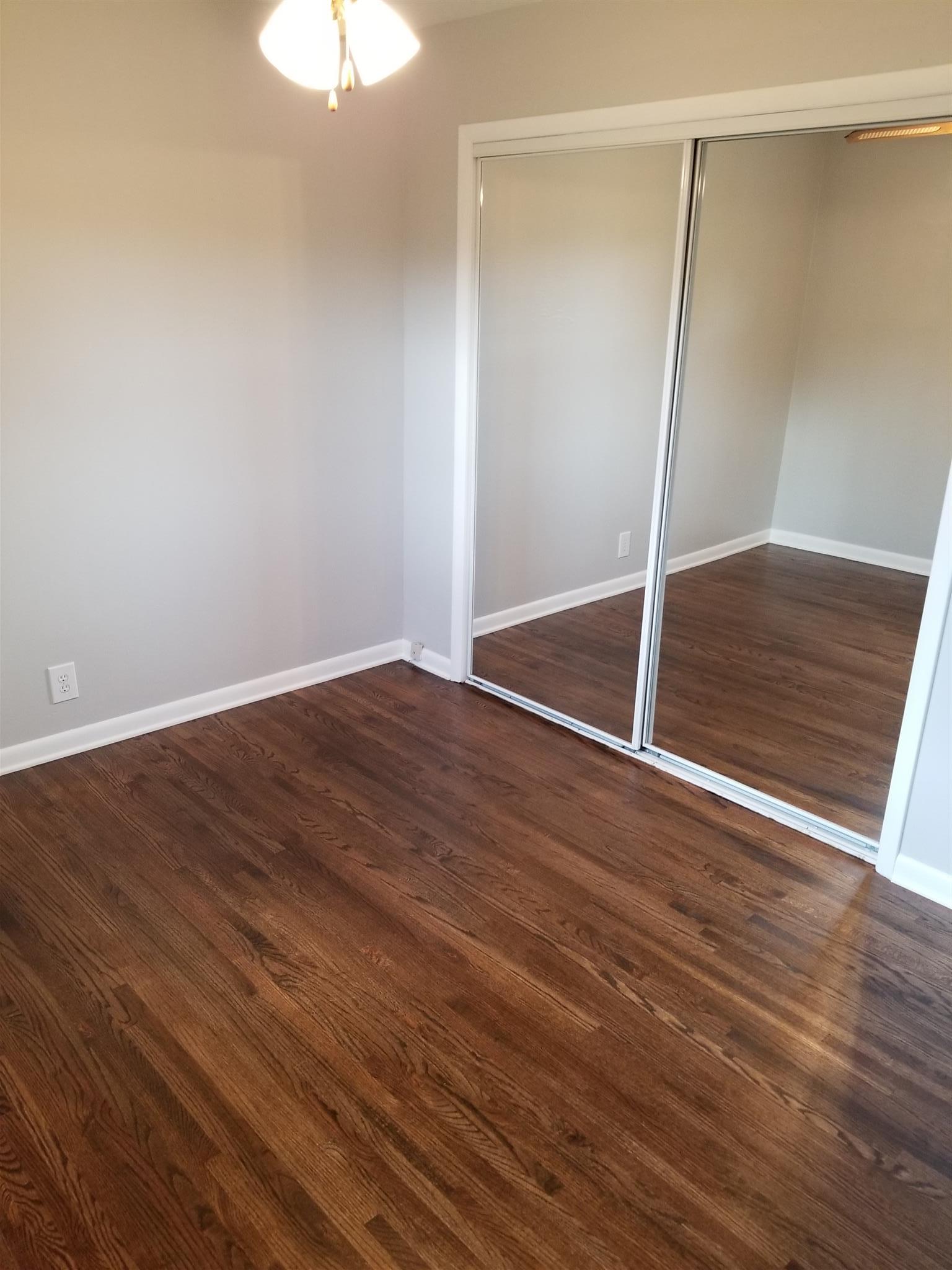 207 South Valley Road Hendersonville, TN 37075 - Photo 11 of 21 a view of a room with wooden floor