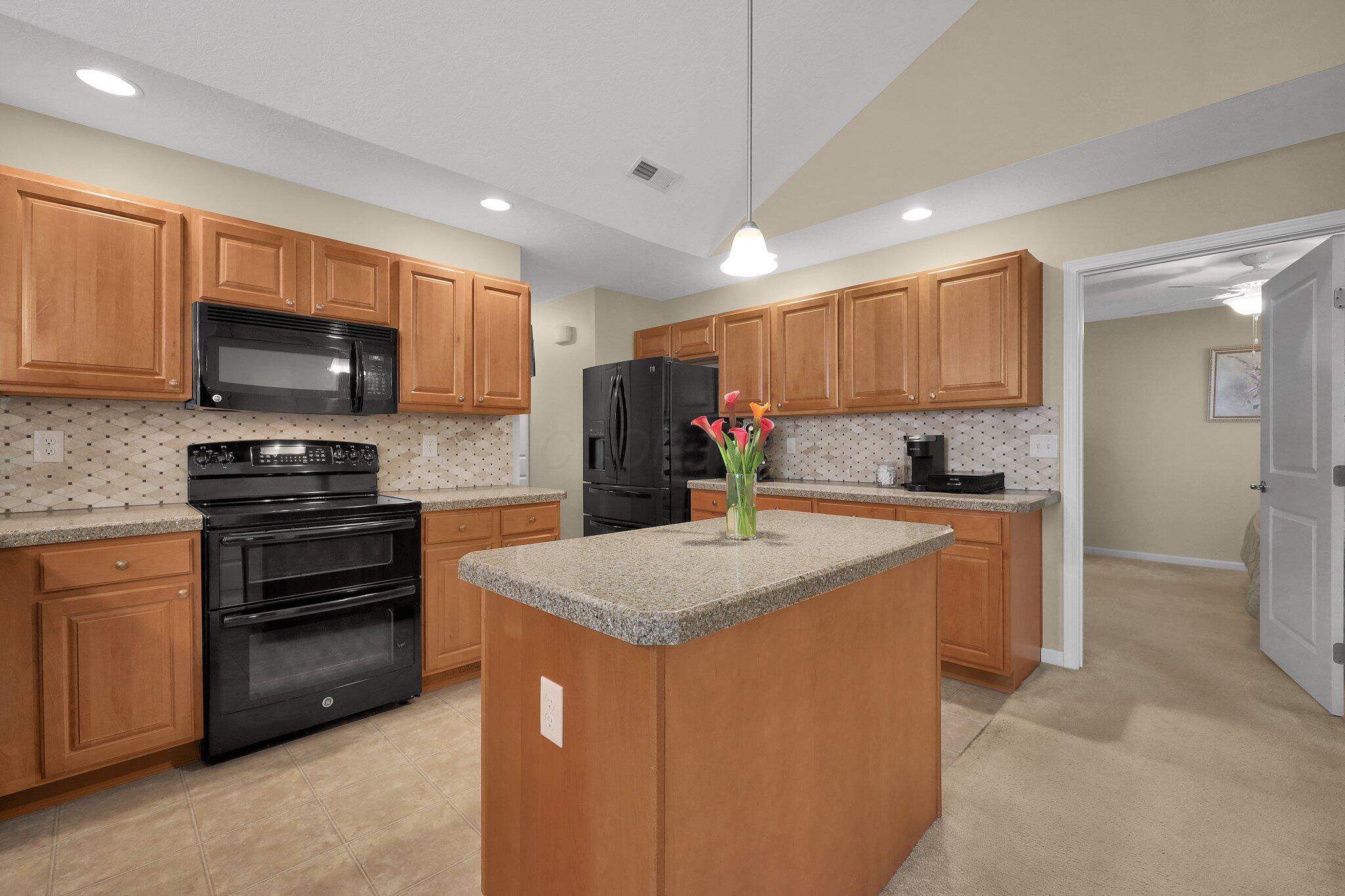 5685 White Goose Road Westerville, OH 43081 - Photo 11 of 37 Plenty of Cabinet Storage