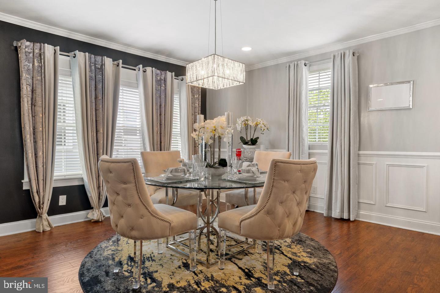 2808 East Northern Parkway Baltimore, MD 21214 - Photo 4 of 17 a dining room with furniture window and wooden floor