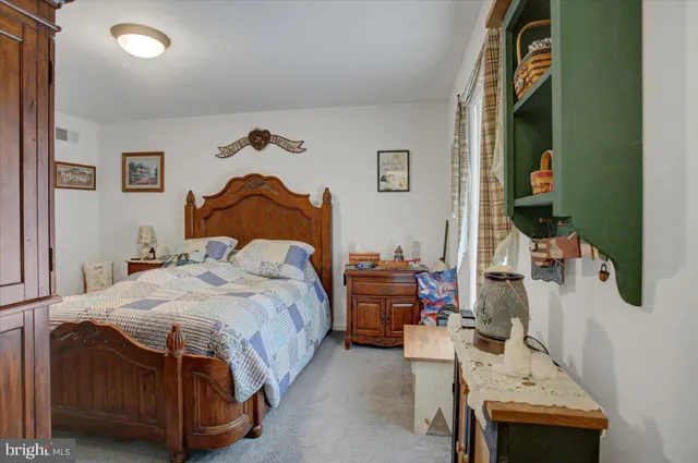 a view of a entryway