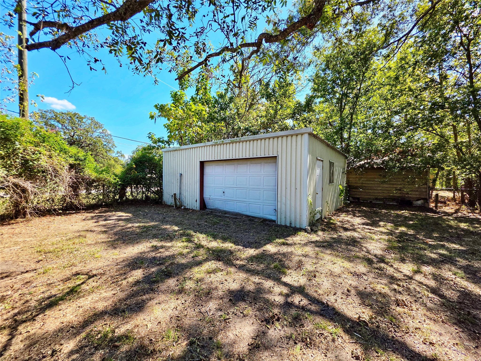 111 South Harvey House Road Somerville, TX 77879 - Photo 17 of 20