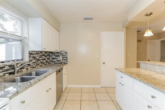 $1,396 | 1283 Palm Street, Unit B, Clearwater, FL 33755