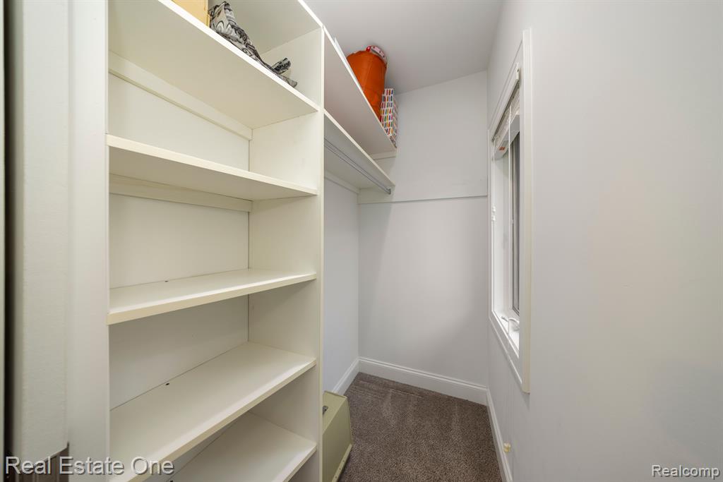 421 North Castell Avenue Rochester, MI 48307 - Photo 23 of 50