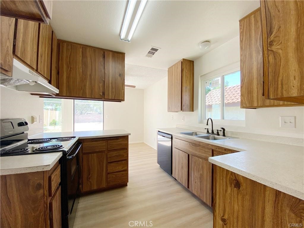 3506 Albany Street Riverside, CA 92503 - Photo 9 of 23