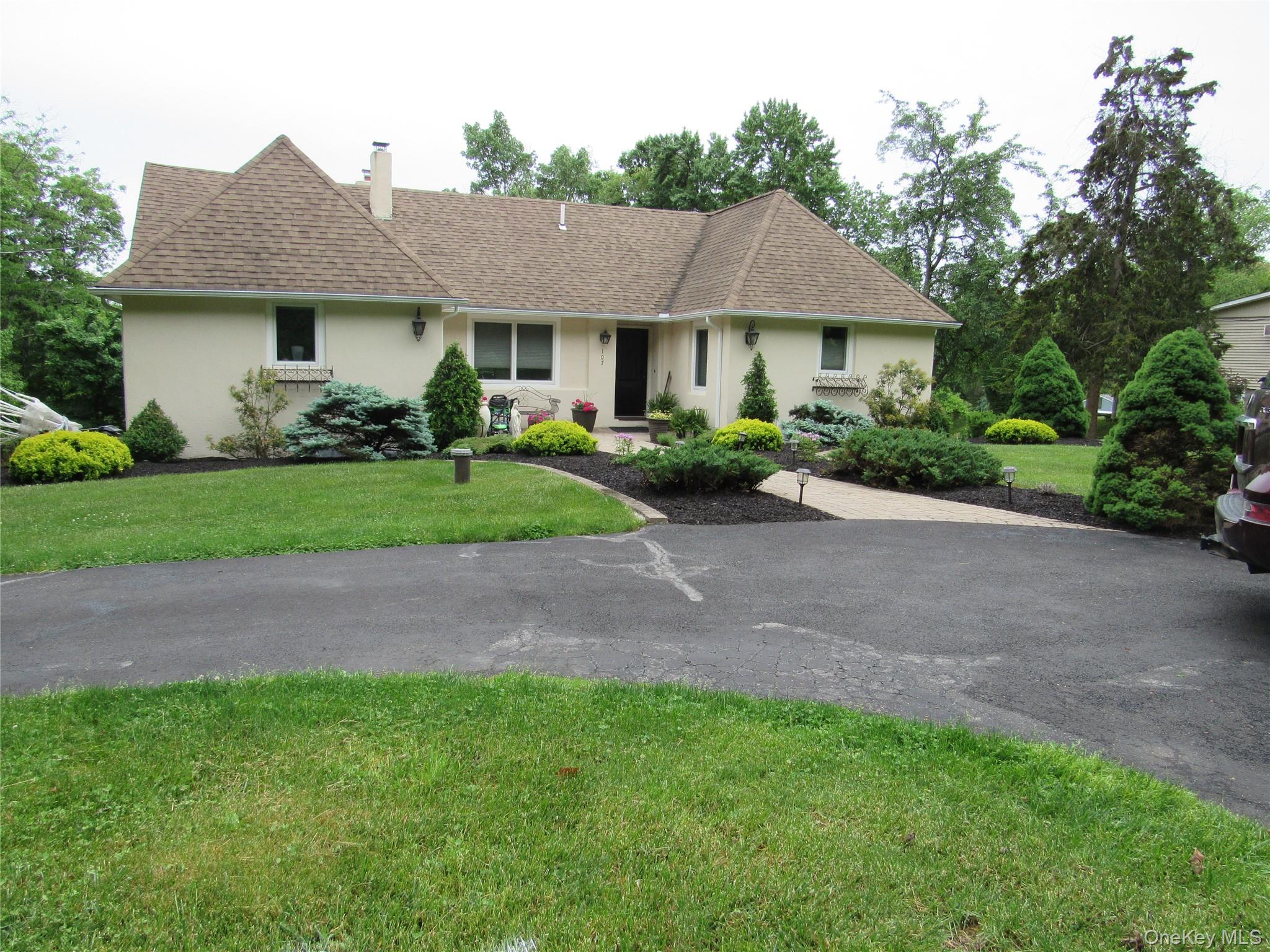107 Pine Hill Road Chester, NY 10918 - Photo 32 of 33