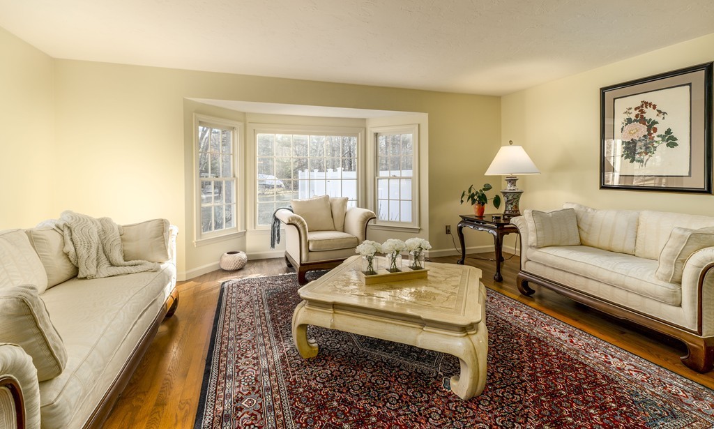 194 Olde Forge Road Hanover, MA 02339 - Photo 3 of 11 Gallery Image 3