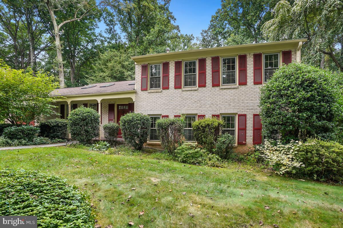 2520 Farrier Lane Reston, VA 20191 - Photo 3 of 49