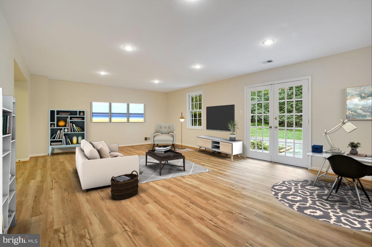 2520 Farrier Lane Reston, VA 20191 - Photo 42 of 49 *Virtually staged*