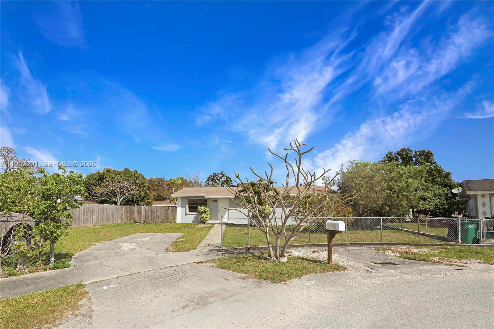 30120 Southwest 156th Avenue Homestead, FL 33033 - Photo 5 of 33