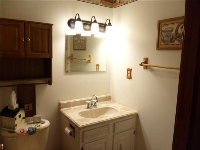 4341 Ethel Road Obetz, OH 43207 - Photo 7 of 20 Gallery Image 7