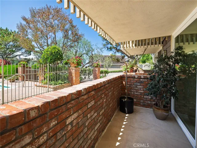 $725,000 | 6526 Ocean Crest Drive, Unit A115, Rancho Palos Verdes, CA 90275