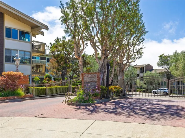 $725,000 | 6526 Ocean Crest Drive, Unit A115, Rancho Palos Verdes, CA 90275