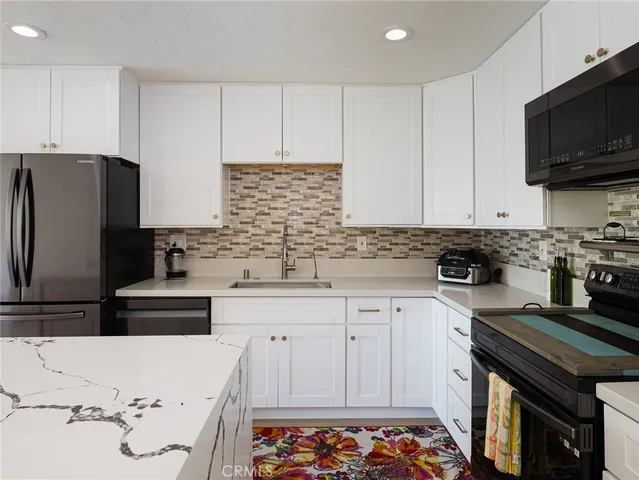 $725,000 | 6526 Ocean Crest Drive, Unit A115, Rancho Palos Verdes, CA 90275