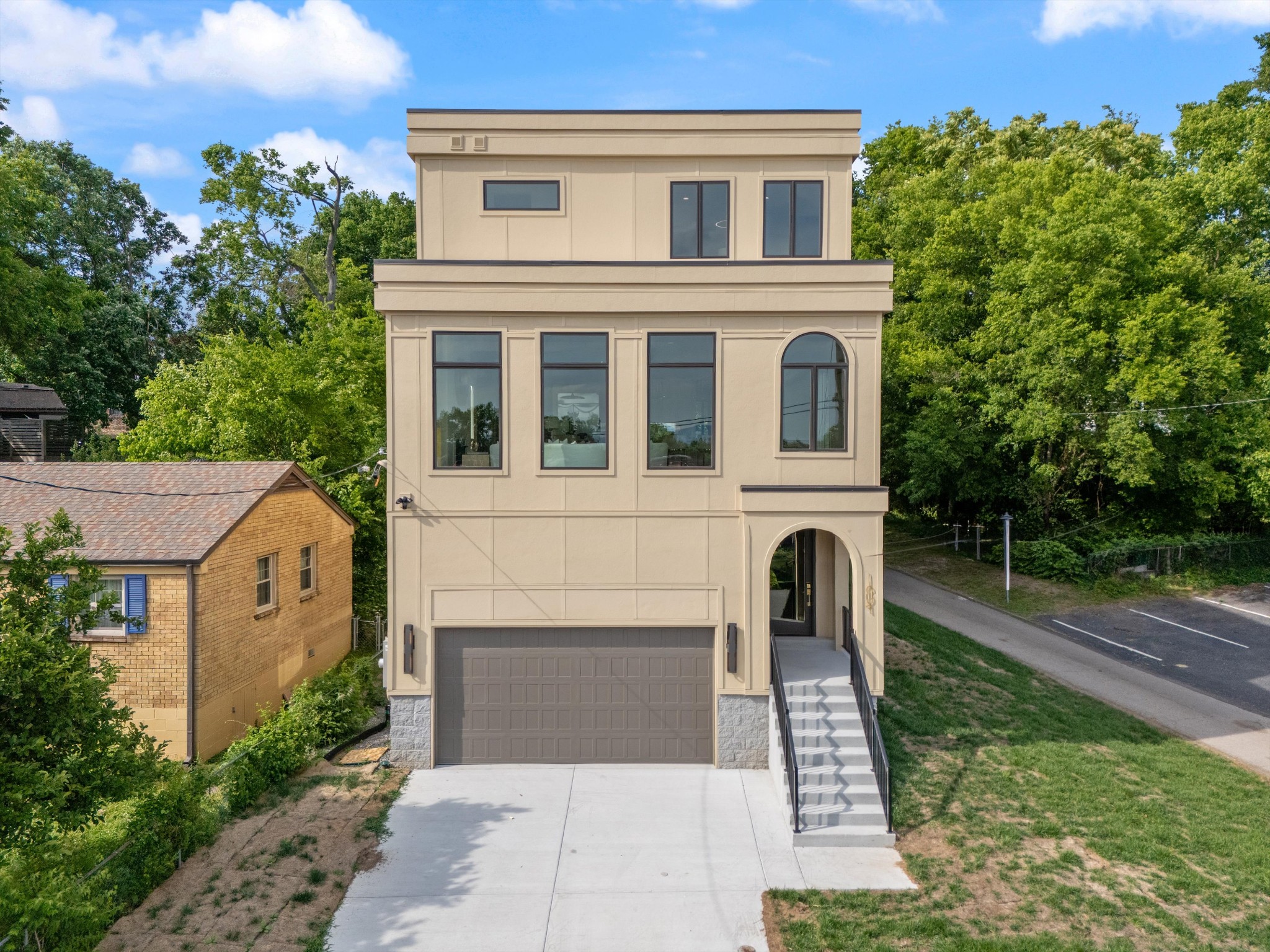 1007 Sevier Street Nashville, TN 37206 - Photo 1 of 64