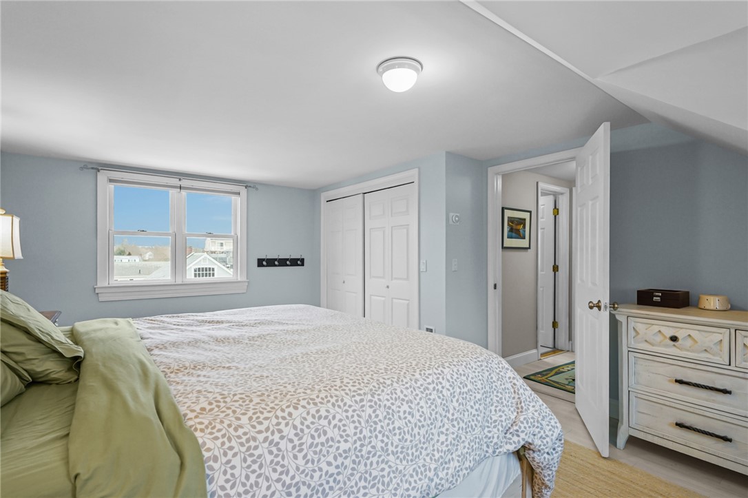 206 Reservoir Road Middletown, RI 02842 - Photo 25 of 45