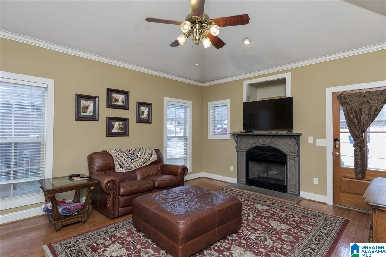 1102 Weybridge Road Pelham, AL 35124 - Photo 9 of 27