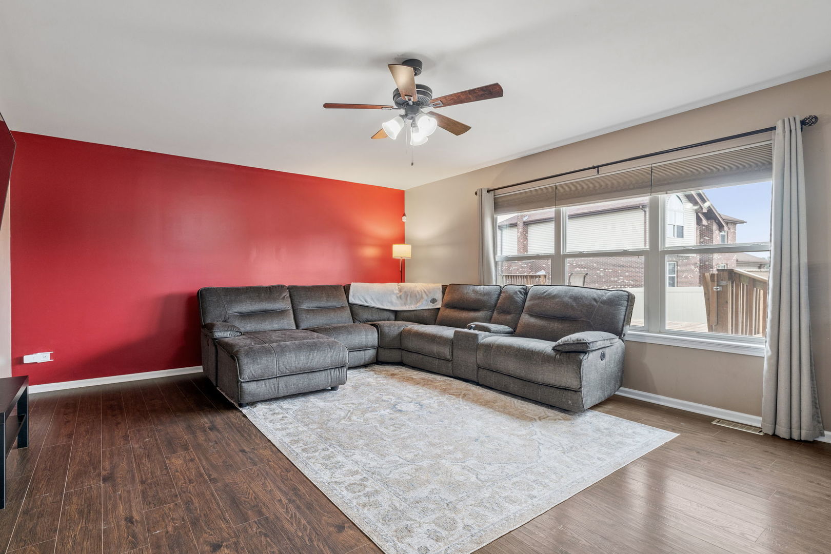 15826 Chippewa Lane Manhattan, IL 60442 - Photo 5 of 19 a living room with furniture and a window