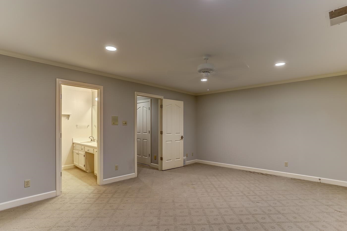 8711 Windrush Memphis, TN 38125 - Photo 36 of 40 a view of an empty room