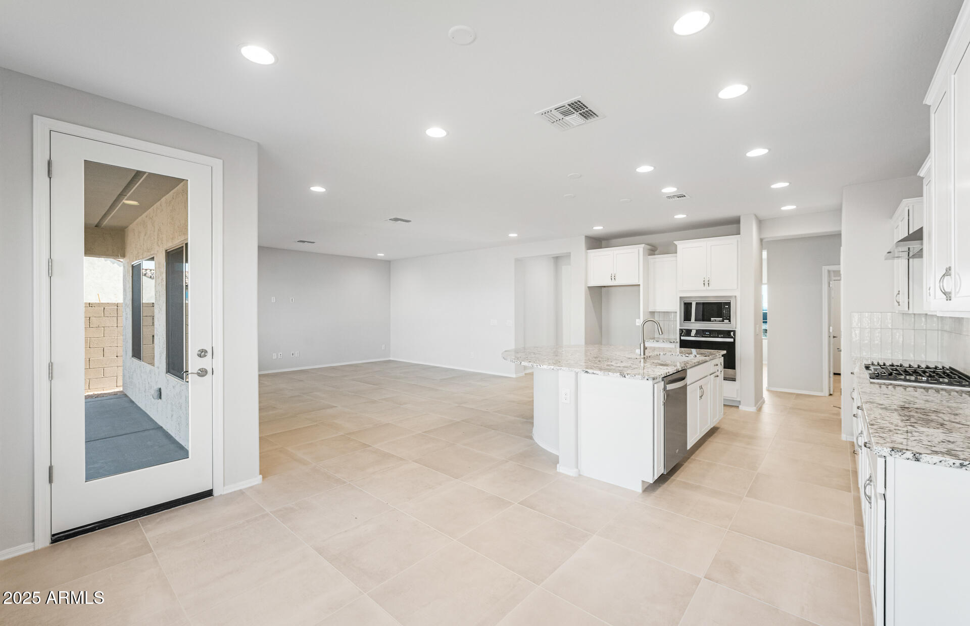 6770 West Ripken Way Florence, AZ 85132 - Photo 16 of 41 Cafe/Kitchen