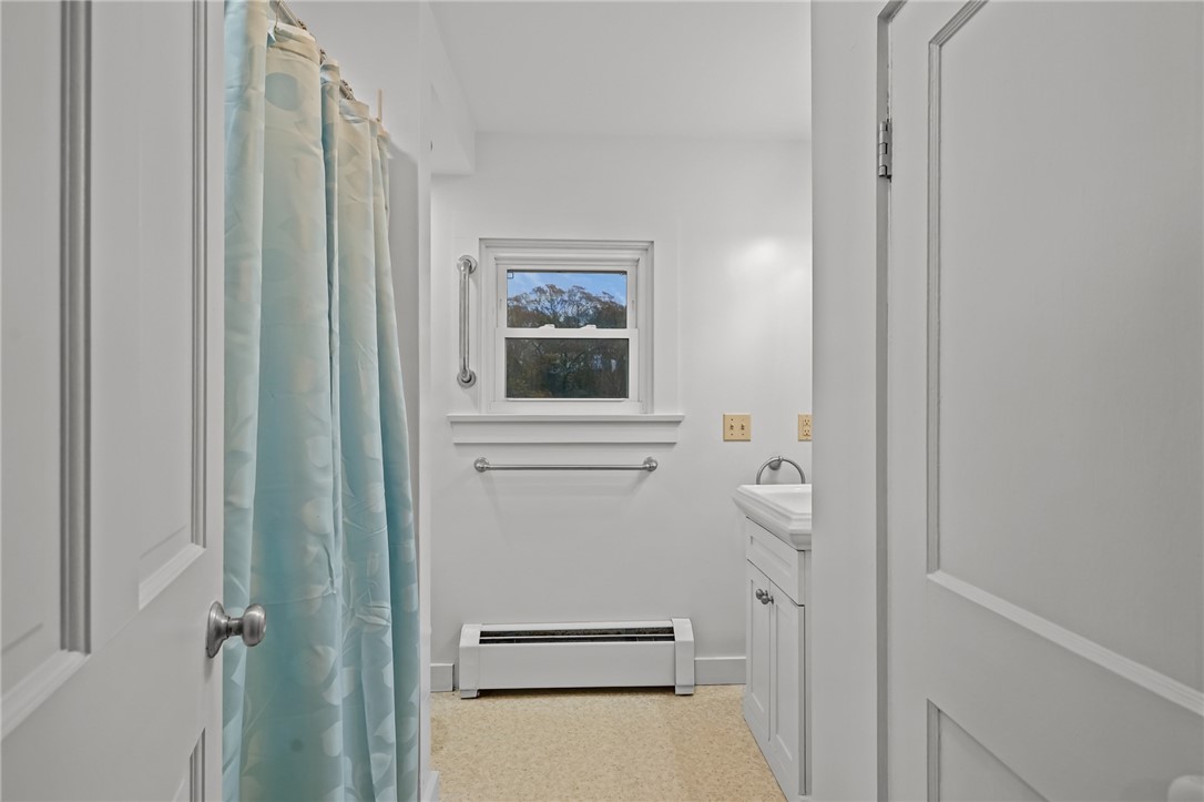 580 Point Judith Road Narragansett, RI 02882 - Photo 23 of 40