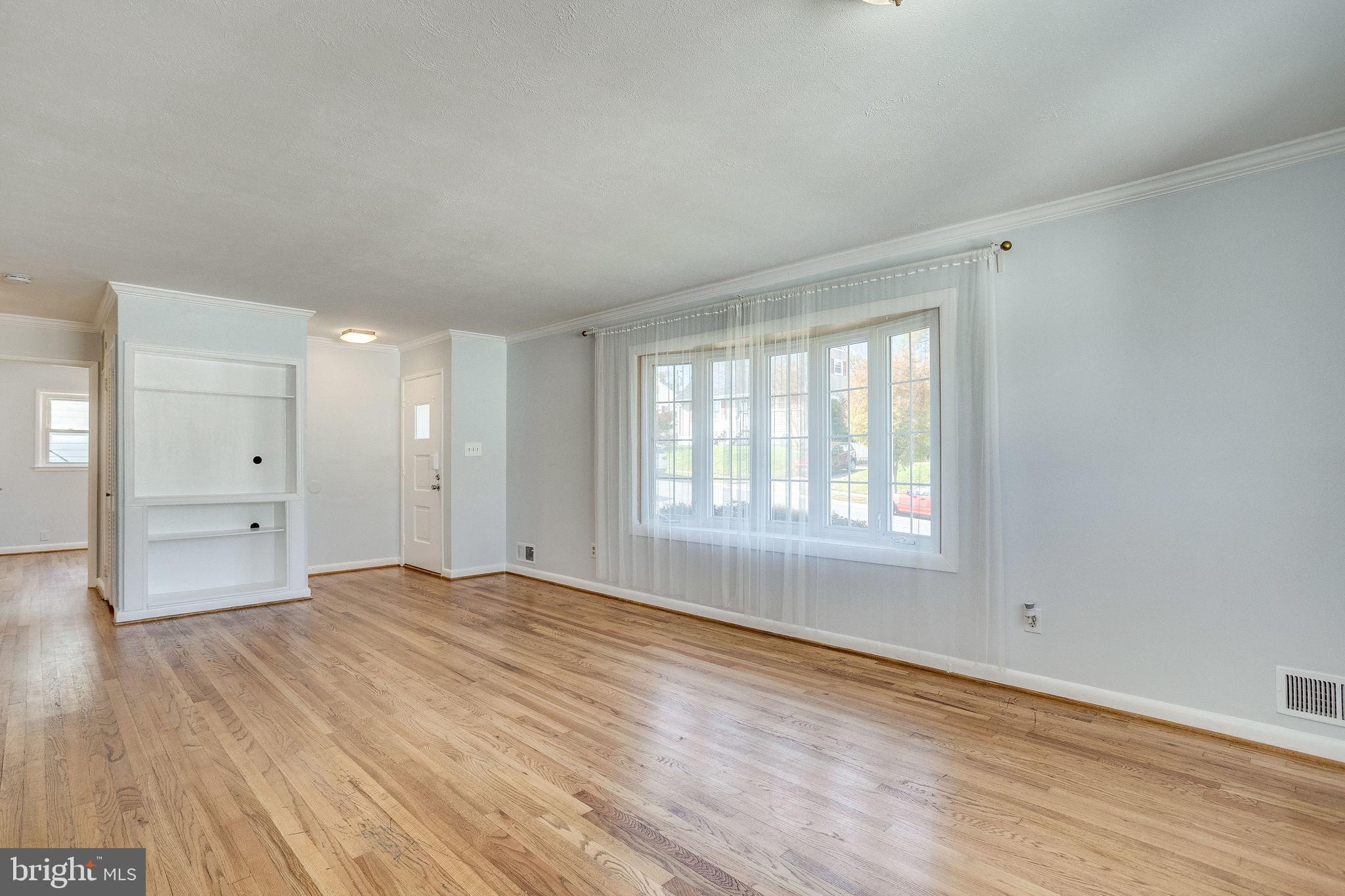 1104 11th Street Laurel, MD 20707 - Photo 7 of 59 Bright and sunny