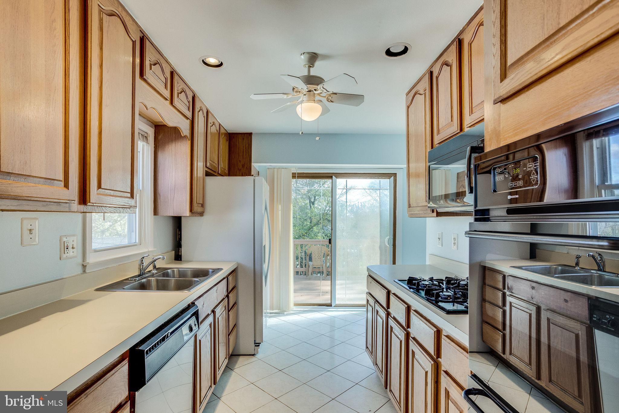 1104 11th Street Laurel, MD 20707 - Photo 9 of 59 Kitchen