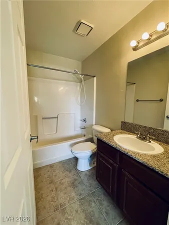 $1,300 | 5174 South Jones Boulevard, Unit 108, Las Vegas, NV 89118