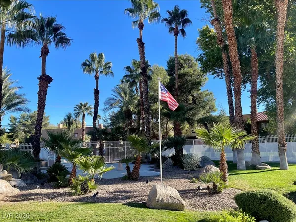 $1,300 | 5174 South Jones Boulevard, Unit 108, Las Vegas, NV 89118