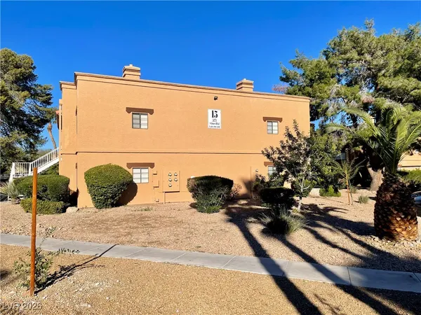 $1,300 | 5174 South Jones Boulevard, Unit 108, Las Vegas, NV 89118