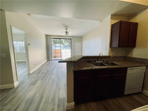 $1,300 | 5174 South Jones Boulevard, Unit 108, Las Vegas, NV 89118