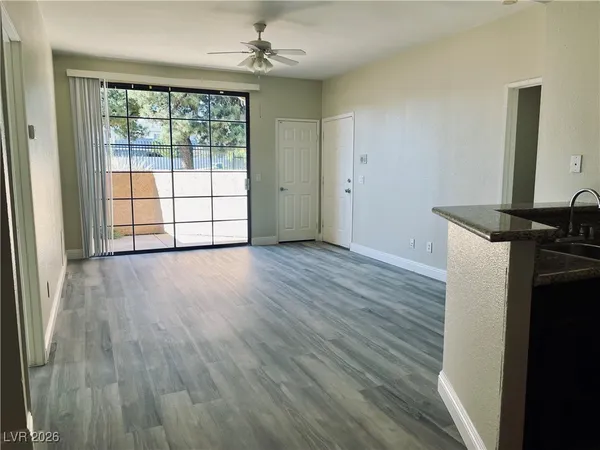 $1,300 | 5174 South Jones Boulevard, Unit 108, Las Vegas, NV 89118
