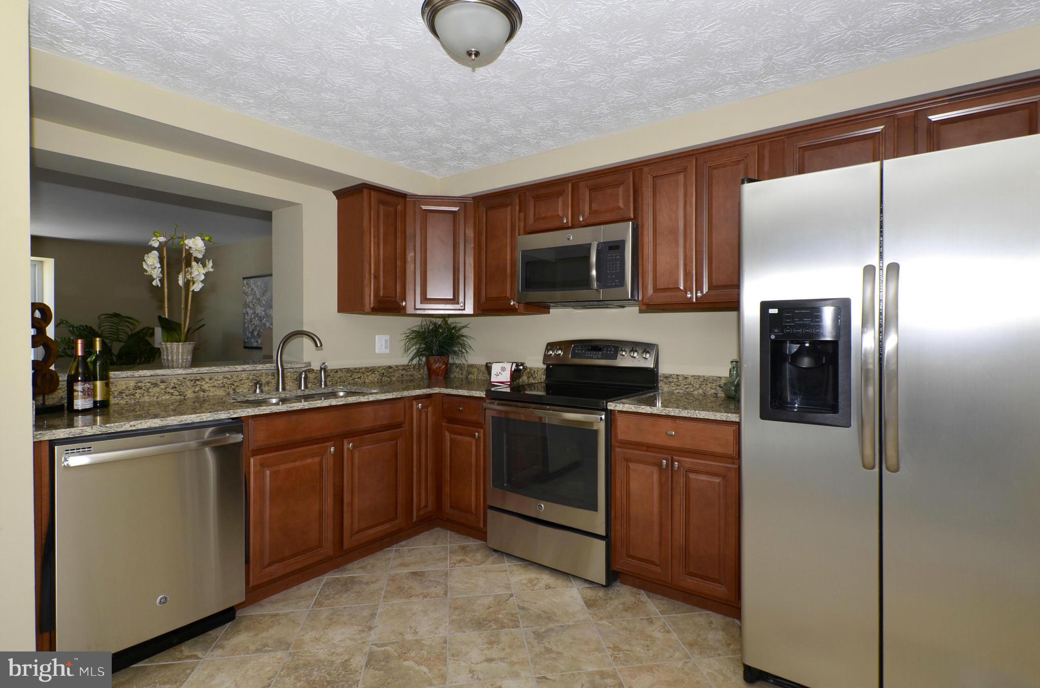 28 Rader Court Baltimore, MD 21234 - Photo 3 of 30 Kitchen
