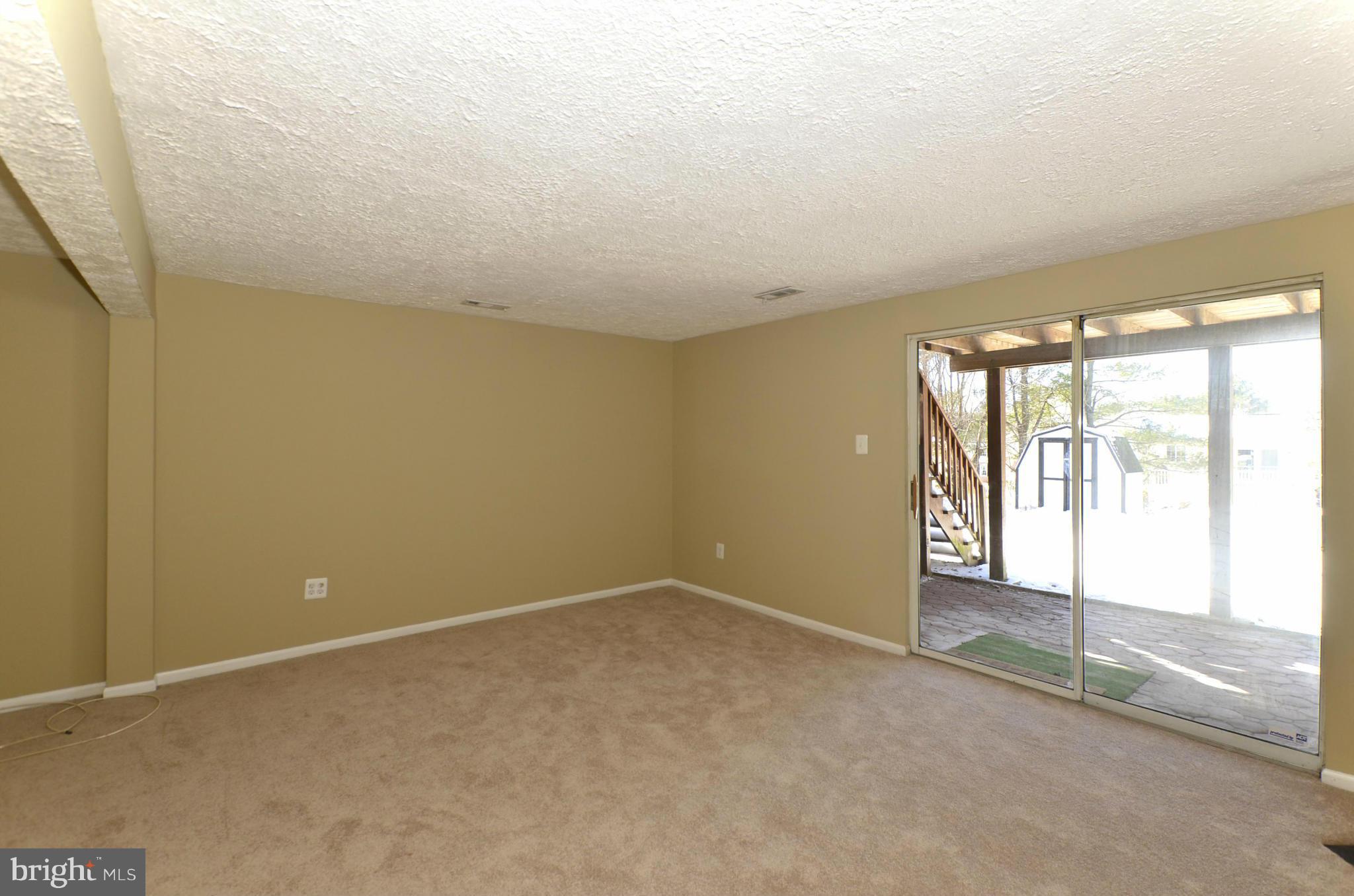 28 Rader Court Baltimore, MD 21234 - Photo 22 of 30 Family Room