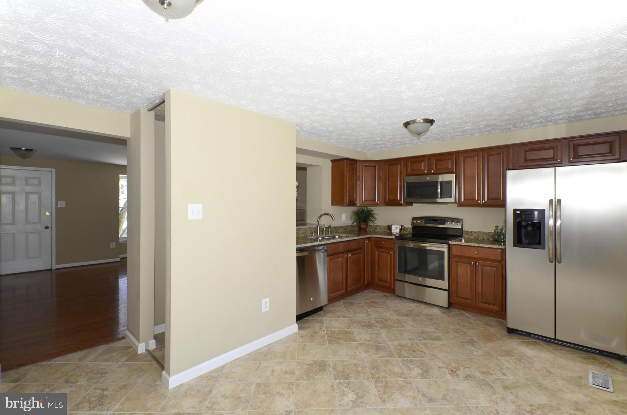 28 Rader Court Baltimore, MD 21234 - Photo 5 of 30 Kitchen