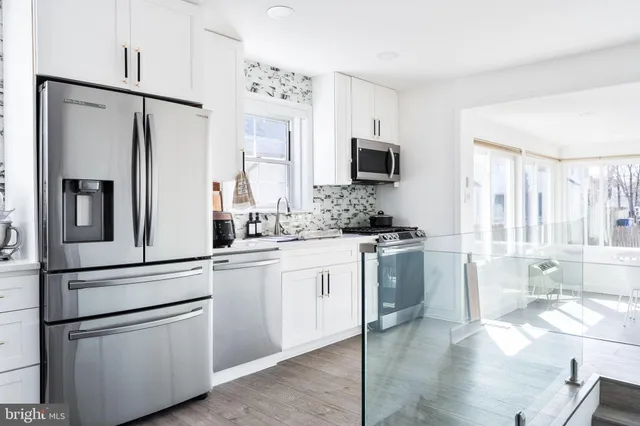 $4,600 | 5020 River Road, Bethesda, MD 20816