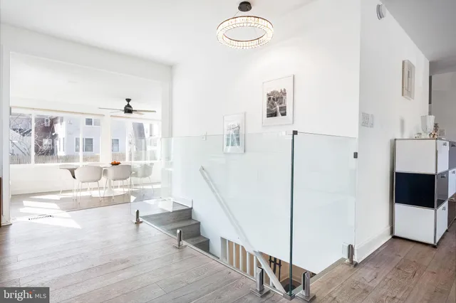 $4,600 | 5020 River Road, Bethesda, MD 20816