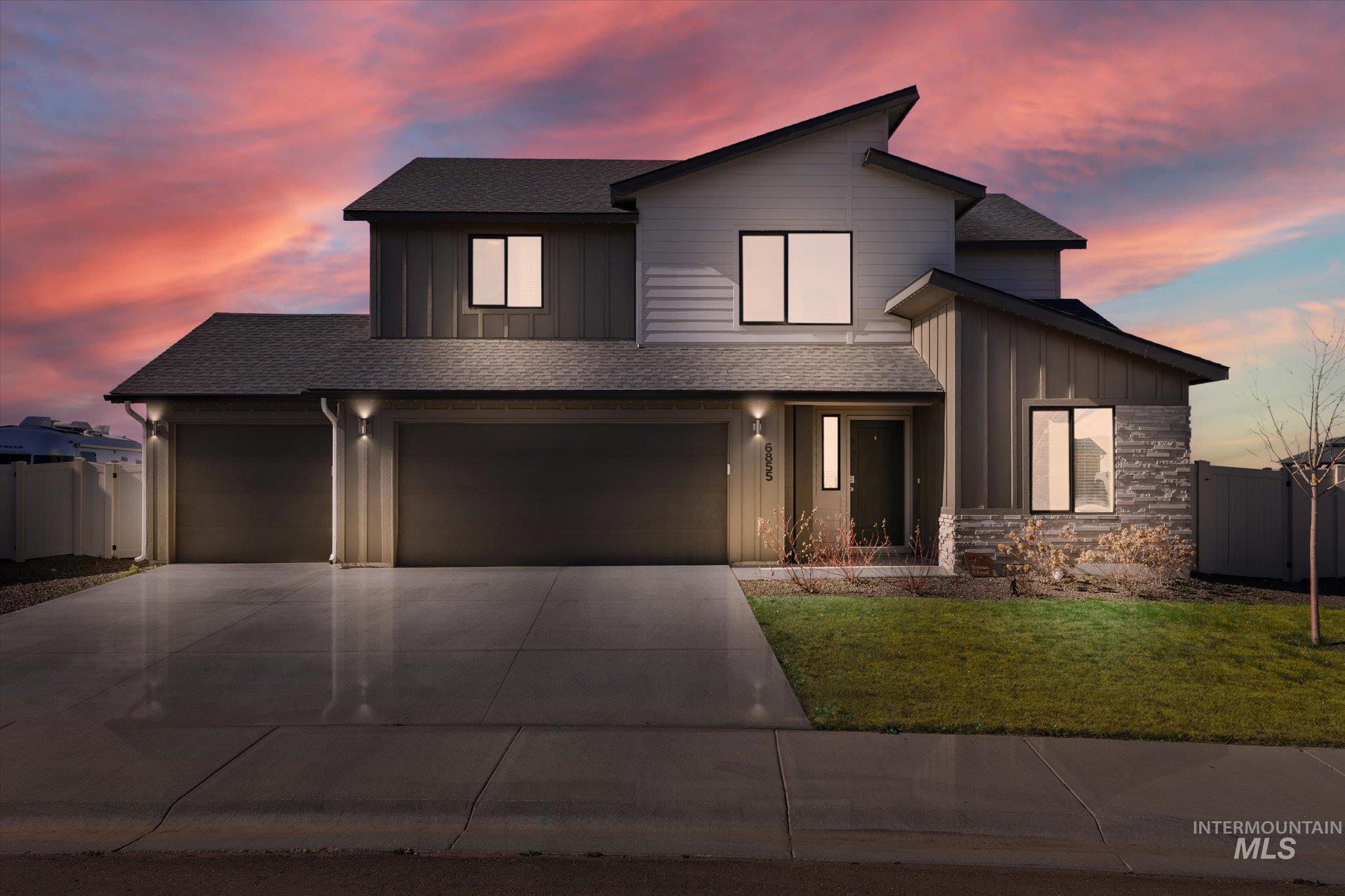 6855 South Dedication Way Meridian, ID 83642 - Photo 1 of 40