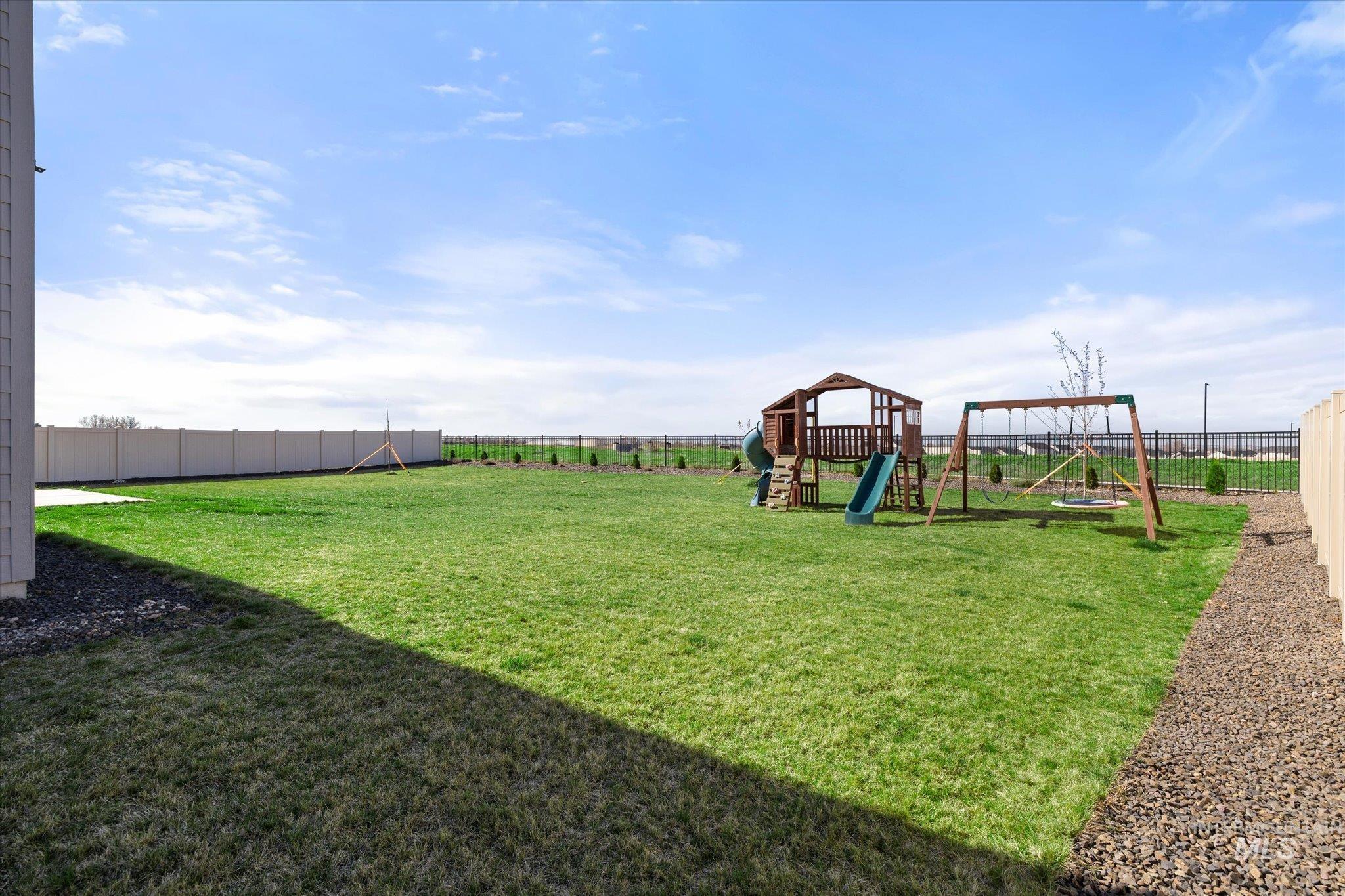 6855 South Dedication Way Meridian, ID 83642 - Photo 35 of 40