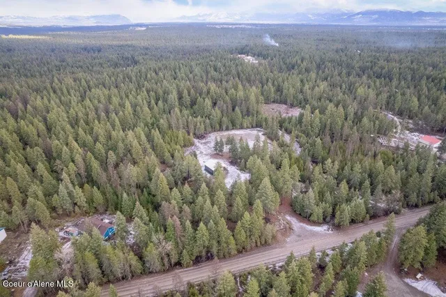 $549,000 | 35430 North N Street, Spirit Lake, ID 83869