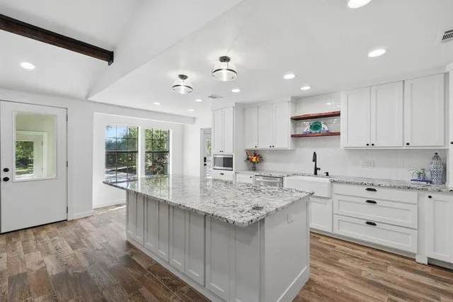 $5,500 | 841 Caublestone Hill Drive, Argyle, TX 76226