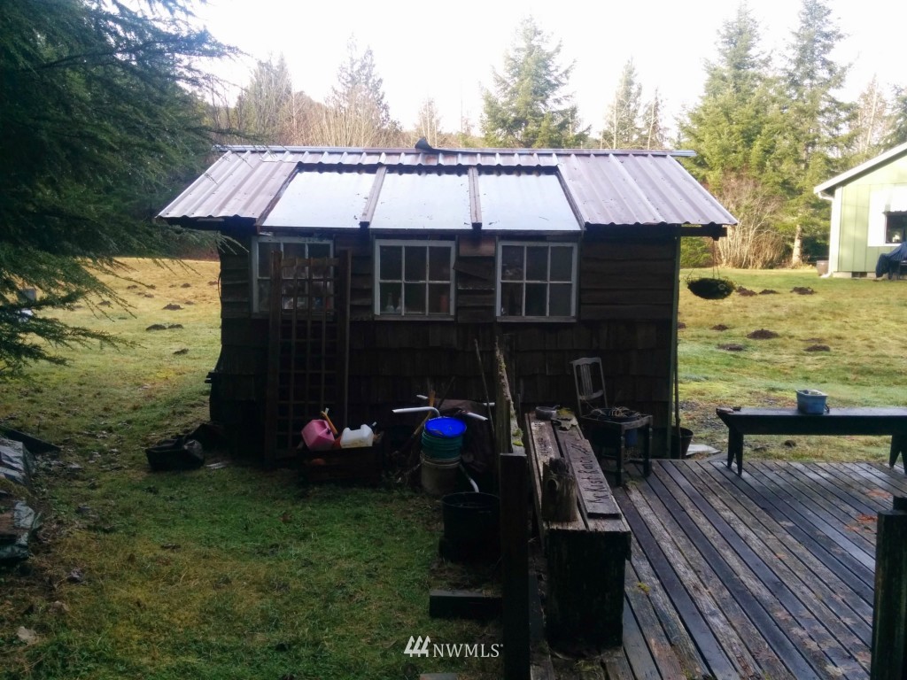 102 Round Top Road Mineral, WA 98355 - Photo 5 of 16