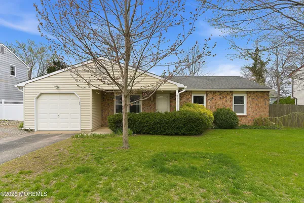 $550,000 | 10 Lilac Place, Howell, NJ 07731