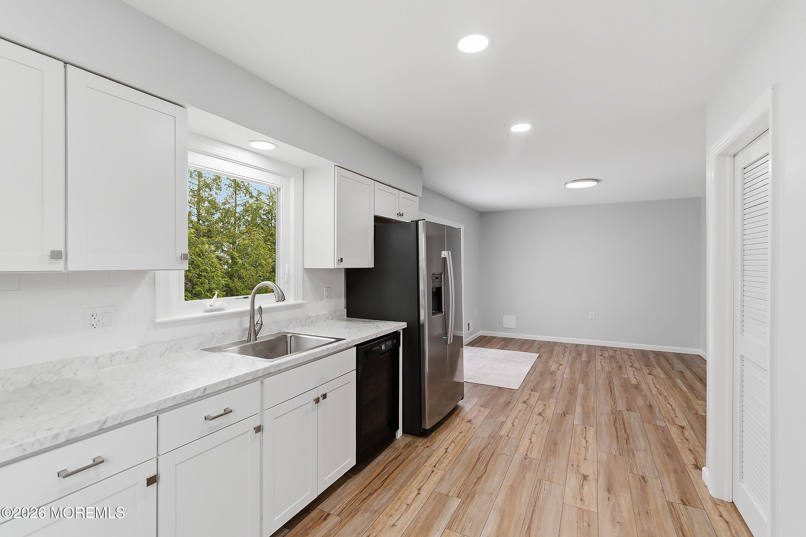 10 Lilac Place Howell, NJ 07731 - Photo 12 of 30 1000019910