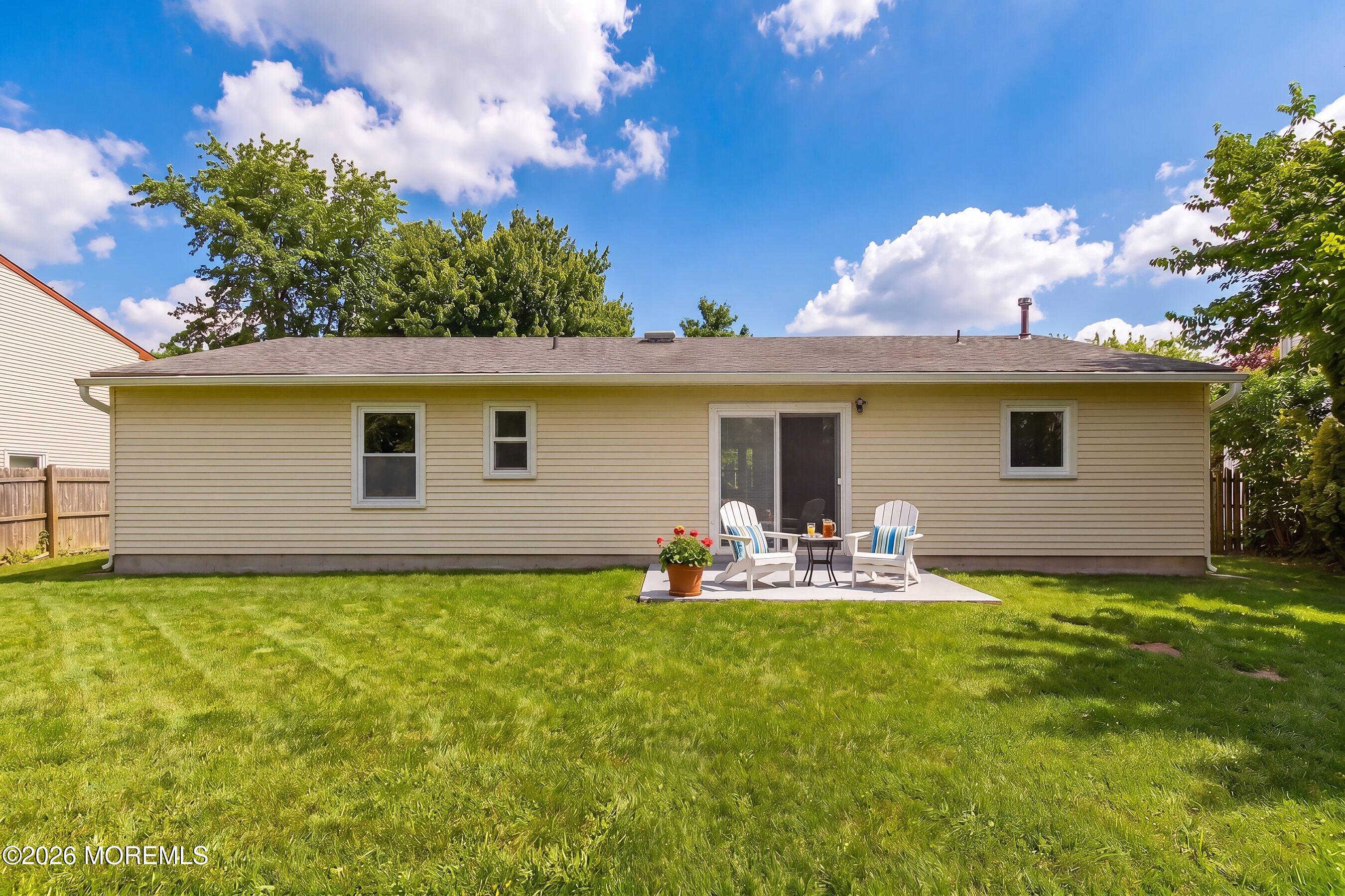 10 Lilac Place Howell, NJ 07731 - Photo 28 of 30 1000019932