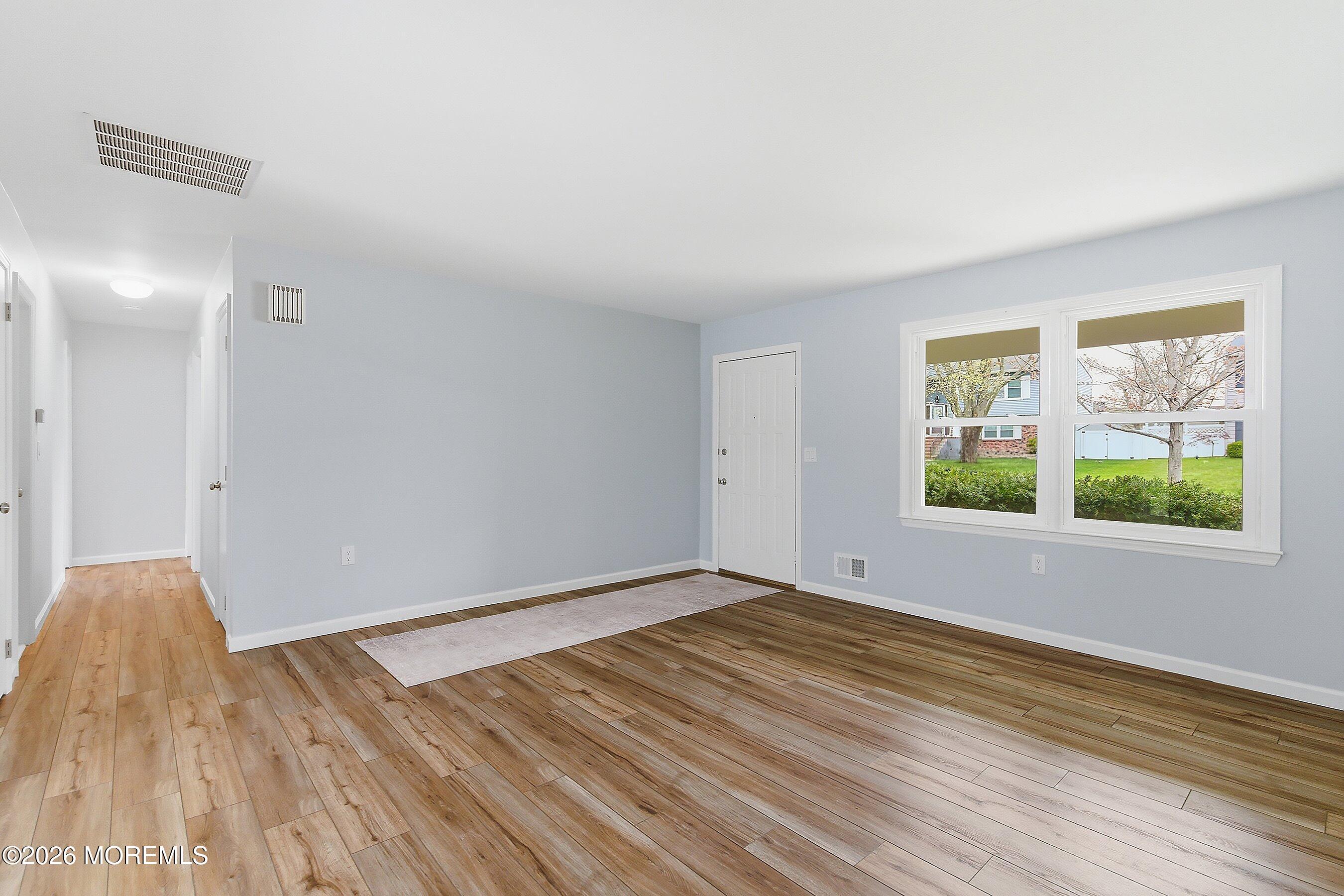 10 Lilac Place Howell, NJ 07731 - Photo 5 of 30 1000019904