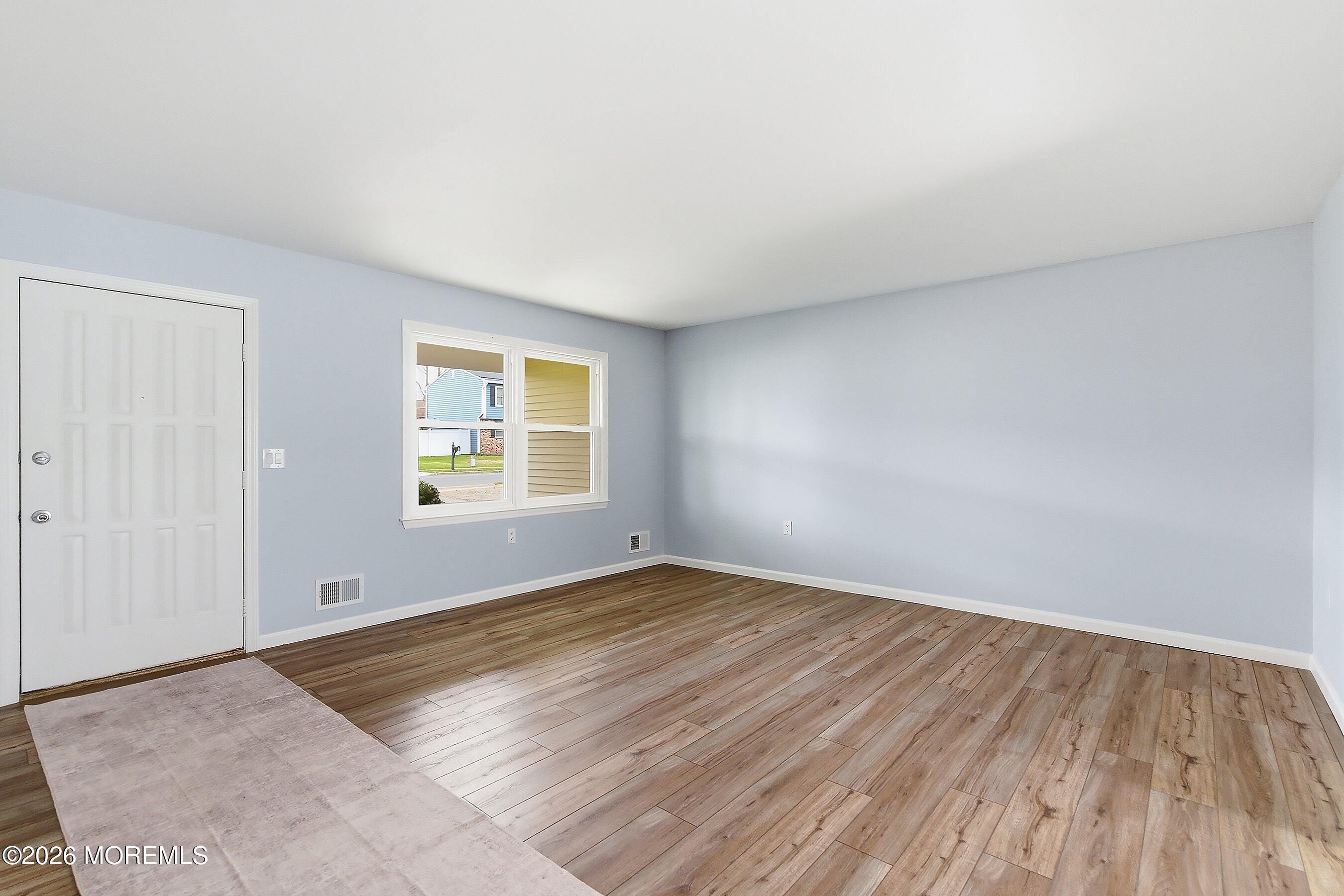 10 Lilac Place Howell, NJ 07731 - Photo 6 of 30 1000019906