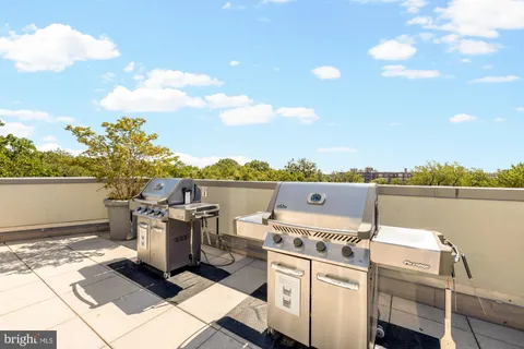 $399,000 | 3883 Connecticut Avenue Northwest, Unit 111, Washington, DC 20008