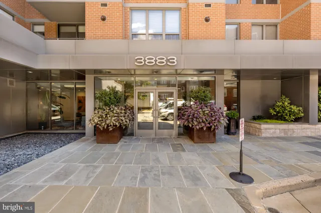 a view of a entryway with a building