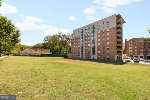 $399,000 | 3883 Connecticut Avenue Northwest, Unit 111, Washington, DC 20008