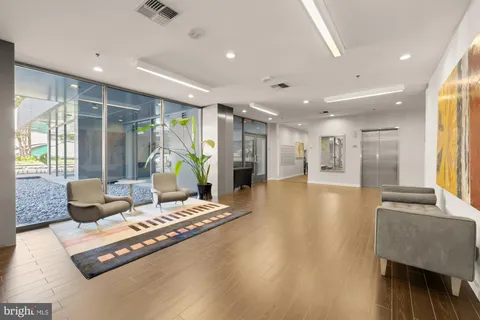 $399,000 | 3883 Connecticut Avenue Northwest, Unit 111, Washington, DC 20008